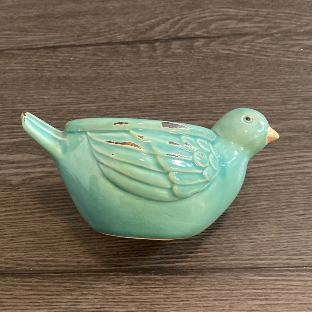 Seafoam green ceramic bird container. 4” diameter across opening. Cute! - Picture 7 of 11